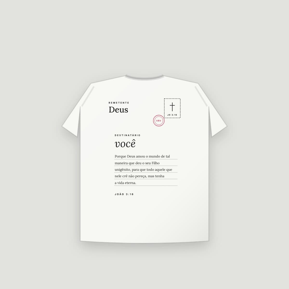 Camiseta “De: Deus / Para: você”, modelo Infantil, costas: Envelope com remetente, selo e João 3:16 no lugar do endereço