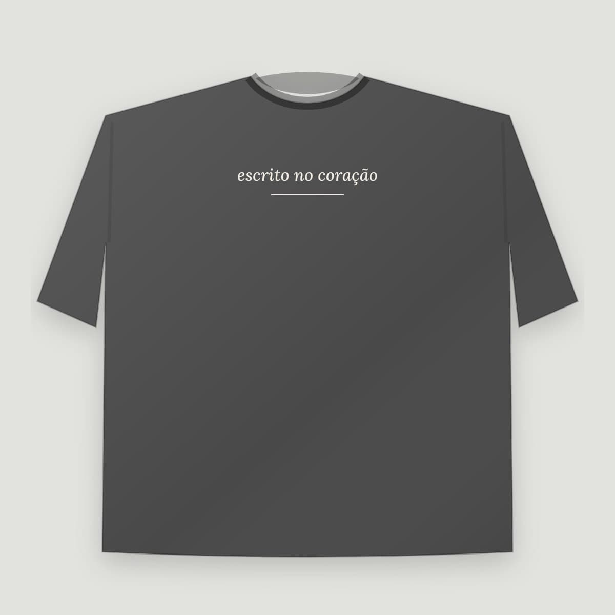 Camiseta “Escrito no coração”, modelo Oversized Premium, frente: "escrito no coração" em letra cursiva